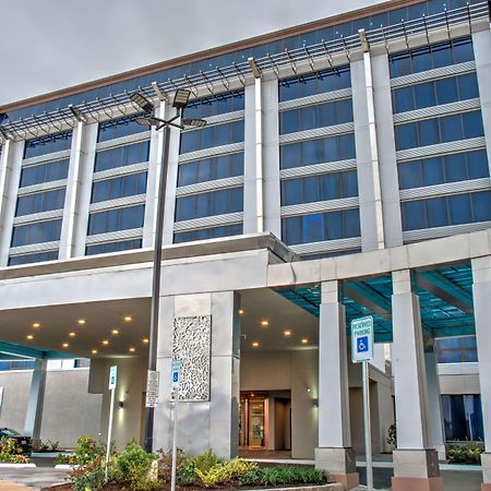 Doubletree By Hilton Houston Brookhollow Exterior photo