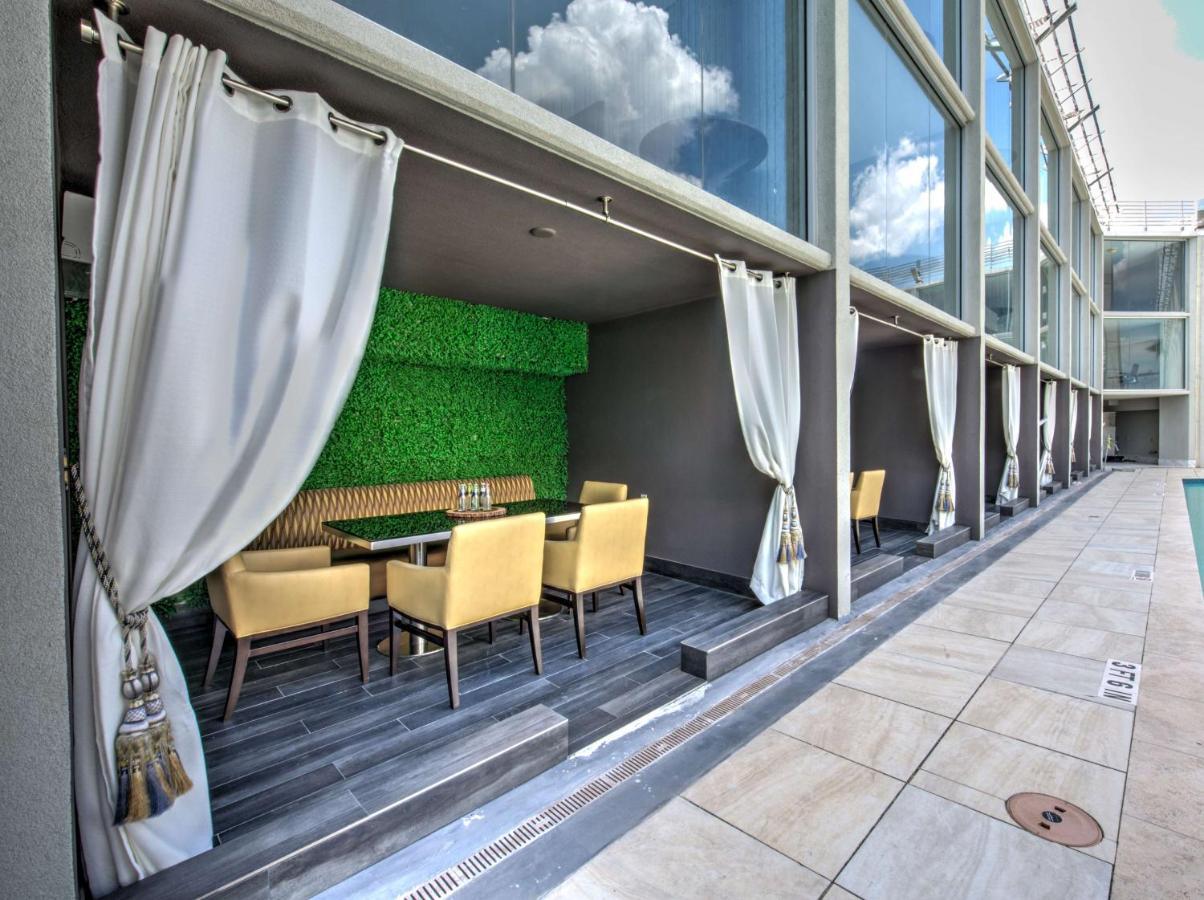 Doubletree By Hilton Houston Brookhollow Exterior photo