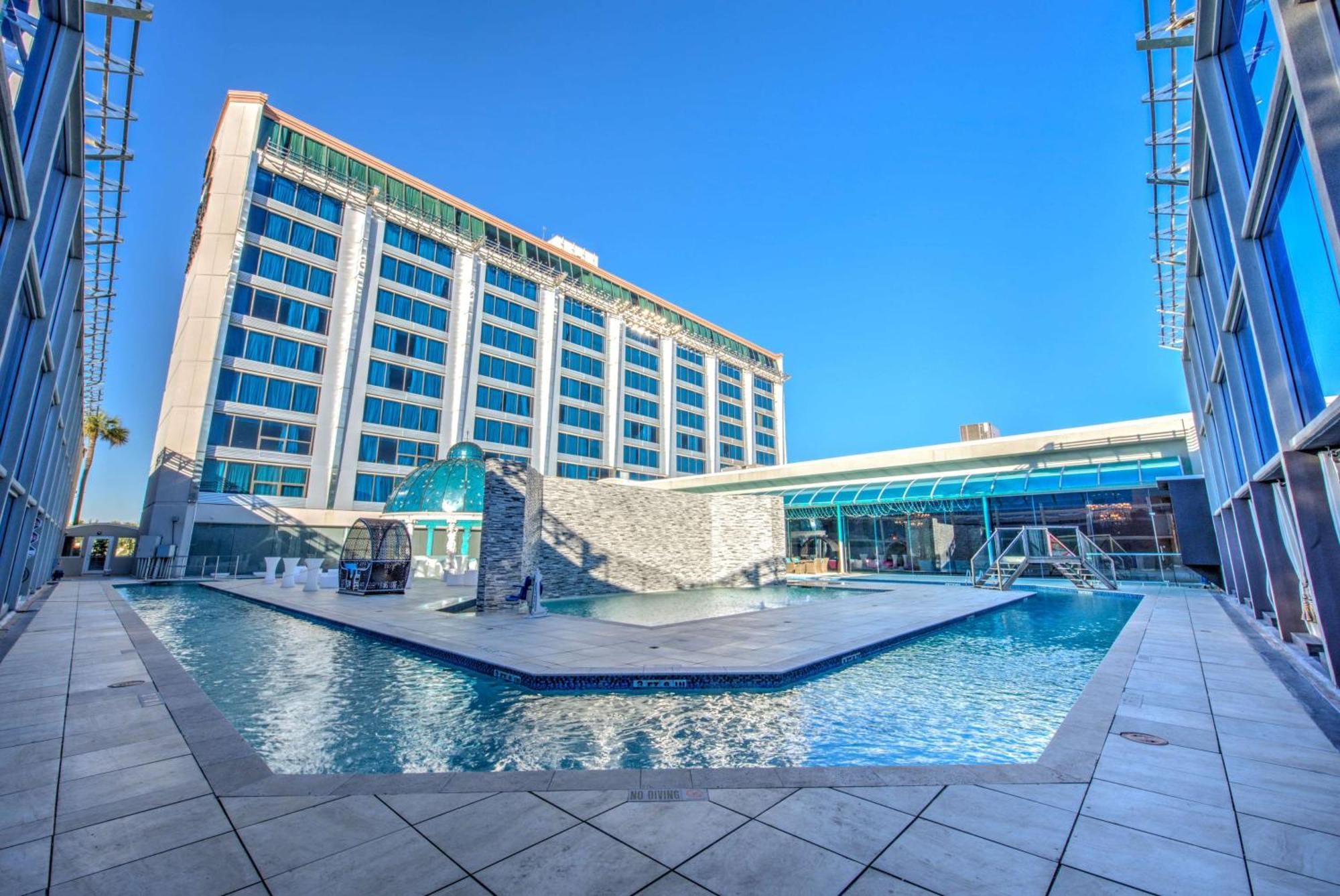 Doubletree By Hilton Houston Brookhollow Exterior photo